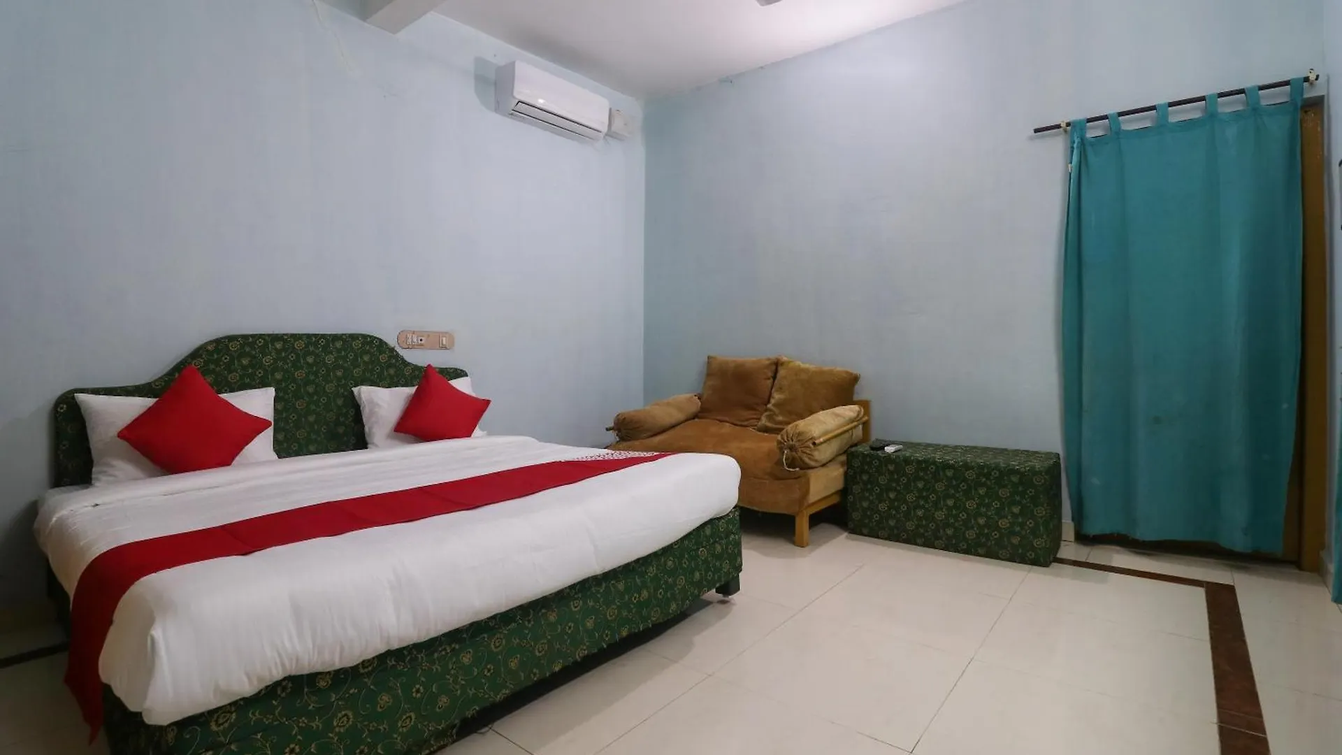Hotel O Sandhra Apartments Poovar